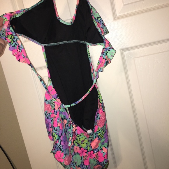 Victoria Secret Swimsuit - Picture 2 of 2